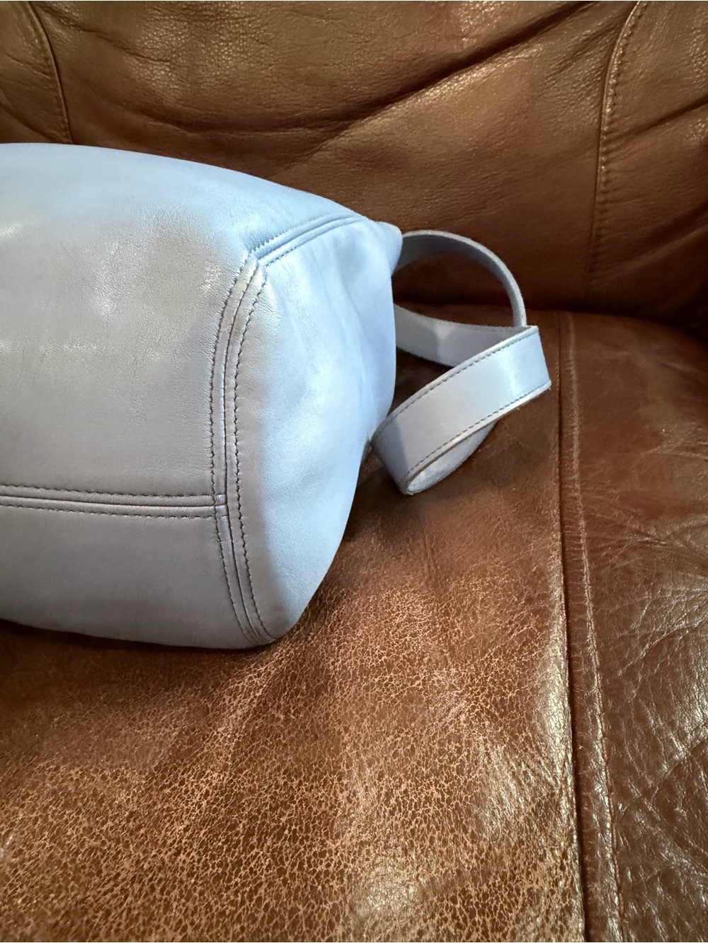 Coach Light Blue Leather Shoulder Bag- Authenticated rare blue color - Picture 6 of 10